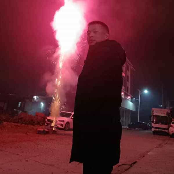 38岁岁四川单身帅哥 - 伊犁哈萨克吉缘网