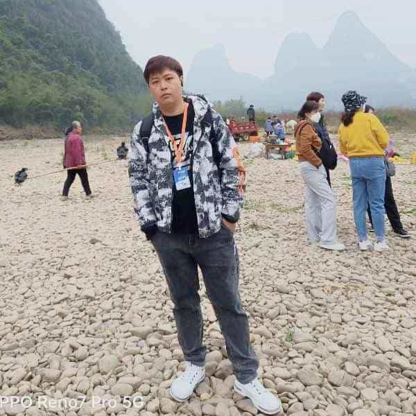 35岁岁浙江单身帅哥 - 伊犁哈萨克吉缘网