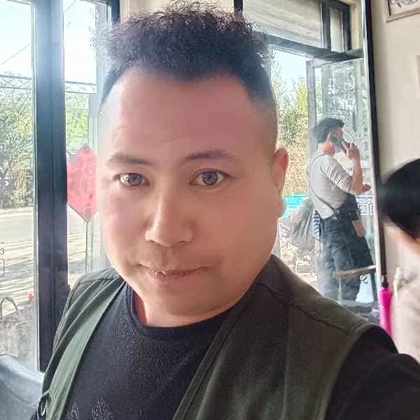 35岁岁山东单身帅哥 - 伊犁哈萨克吉缘网