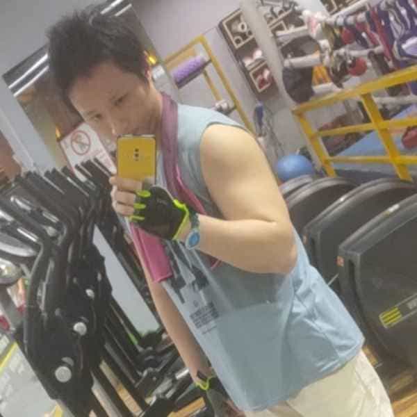 37岁岁广东单身帅哥 - 伊犁哈萨克吉缘网