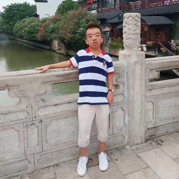 28岁岁吉林单身帅哥 - 伊犁哈萨克吉缘网