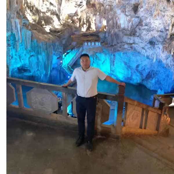 35岁岁云南单身帅哥 - 伊犁哈萨克吉缘网