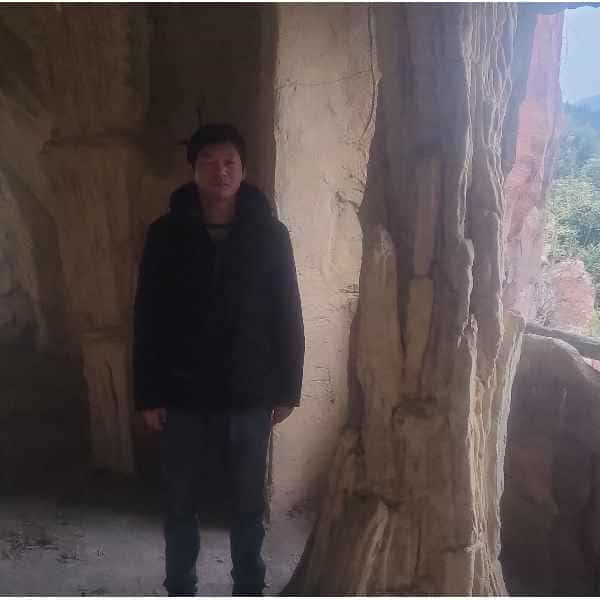 36岁岁湖北单身帅哥 - 伊犁哈萨克吉缘网