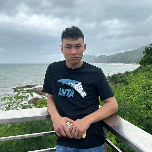 28岁岁山东单身帅哥 - 伊犁哈萨克吉缘网