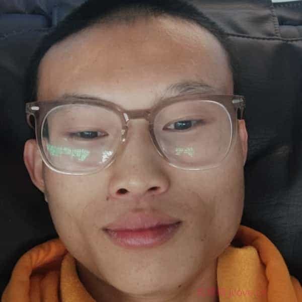 25岁岁四川单身帅哥 - 伊犁哈萨克吉缘网
