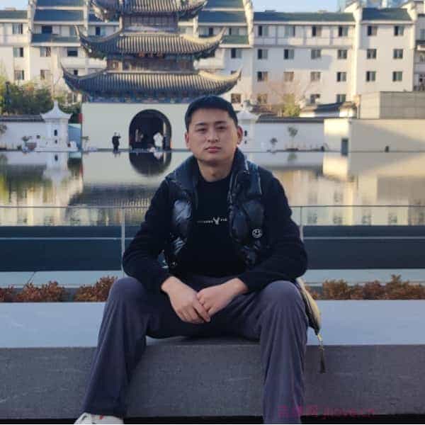 31岁岁湖北单身帅哥 - 伊犁哈萨克吉缘网