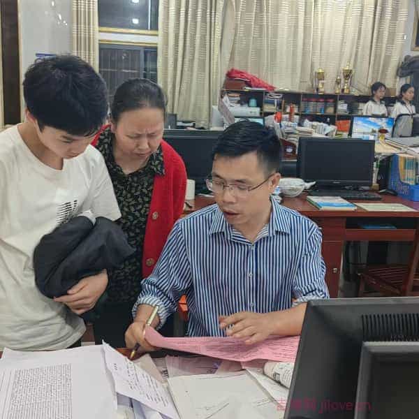 36岁岁湖南单身帅哥 - 伊犁哈萨克吉缘网